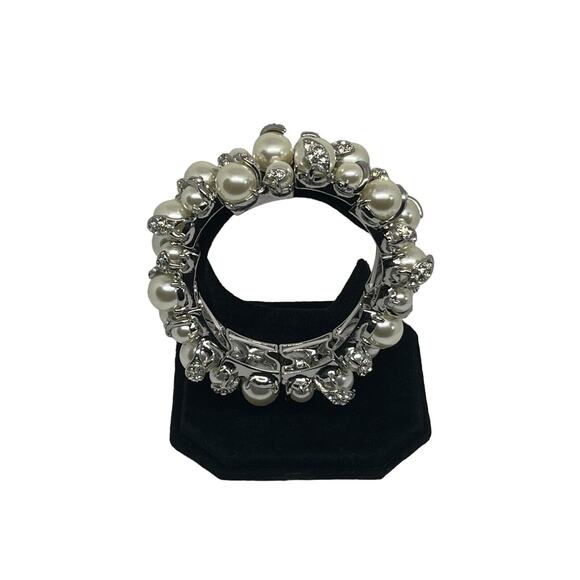 Silver Tone Faux Pearl Crystal Bracelet Stunning Women's Fashion Elegant Chic - Picture 12 of 16